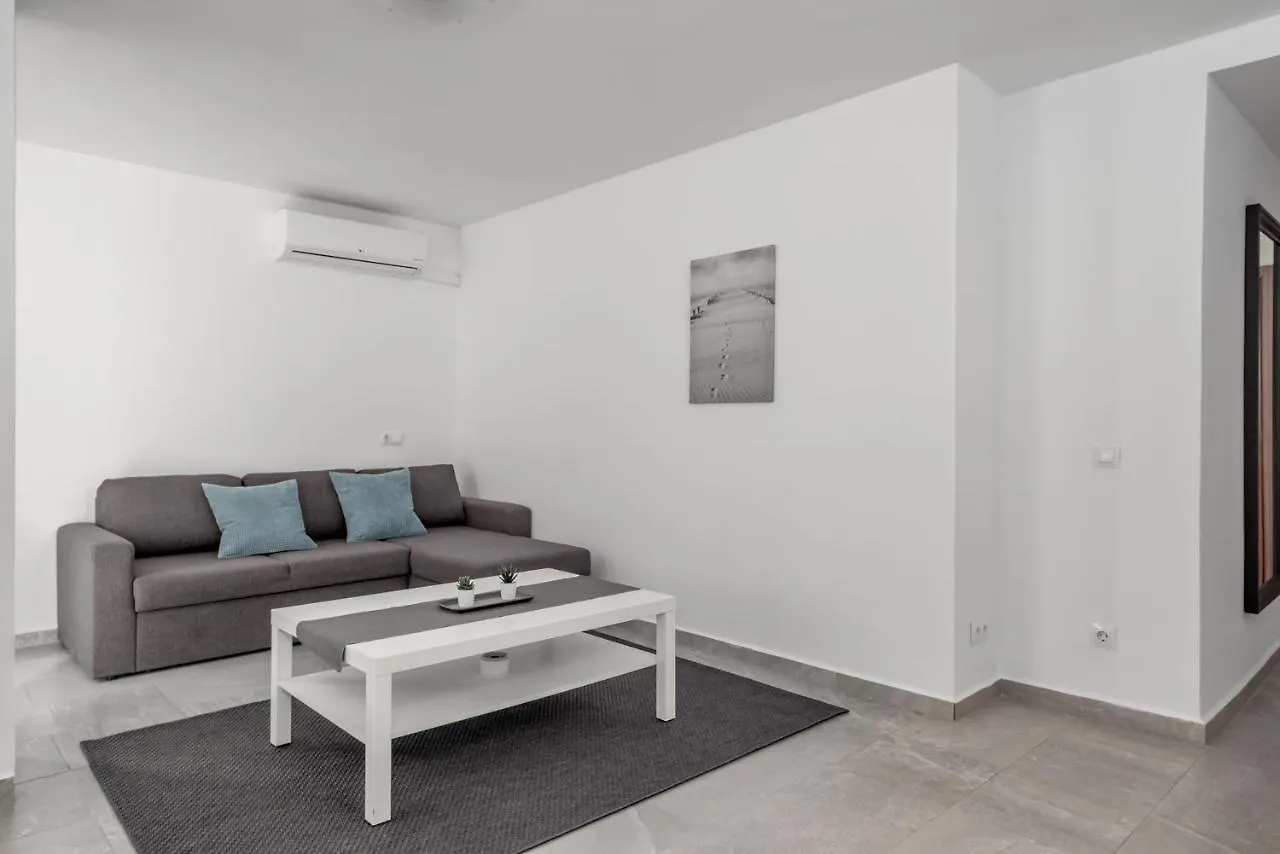 Apartment Fuengirola Flat Near The Movida By Costarentals - Ref 170